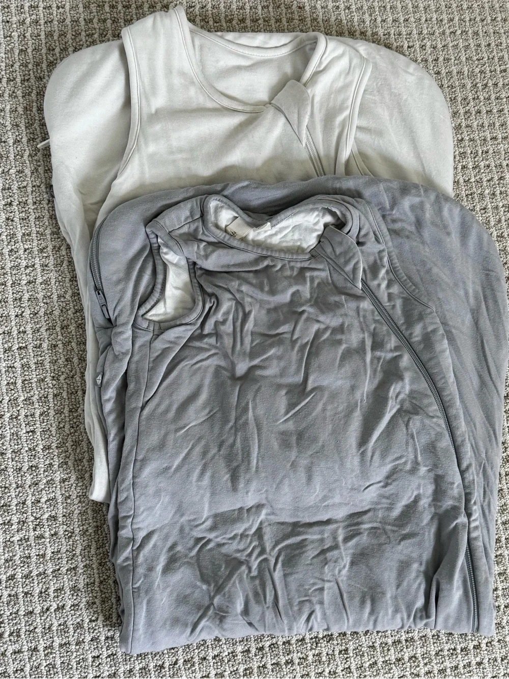 Kyte Baby Sleep Bag 1.0 set in Cloud and Storm 6-18 months